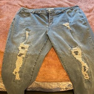 Catos brand distressed ankle jeans 20wp worn twice
